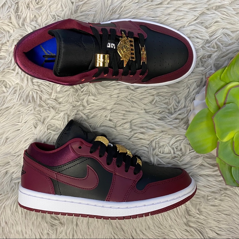Nike Air Jordan 1 AJ1 Low SE - Picture 10 of 14